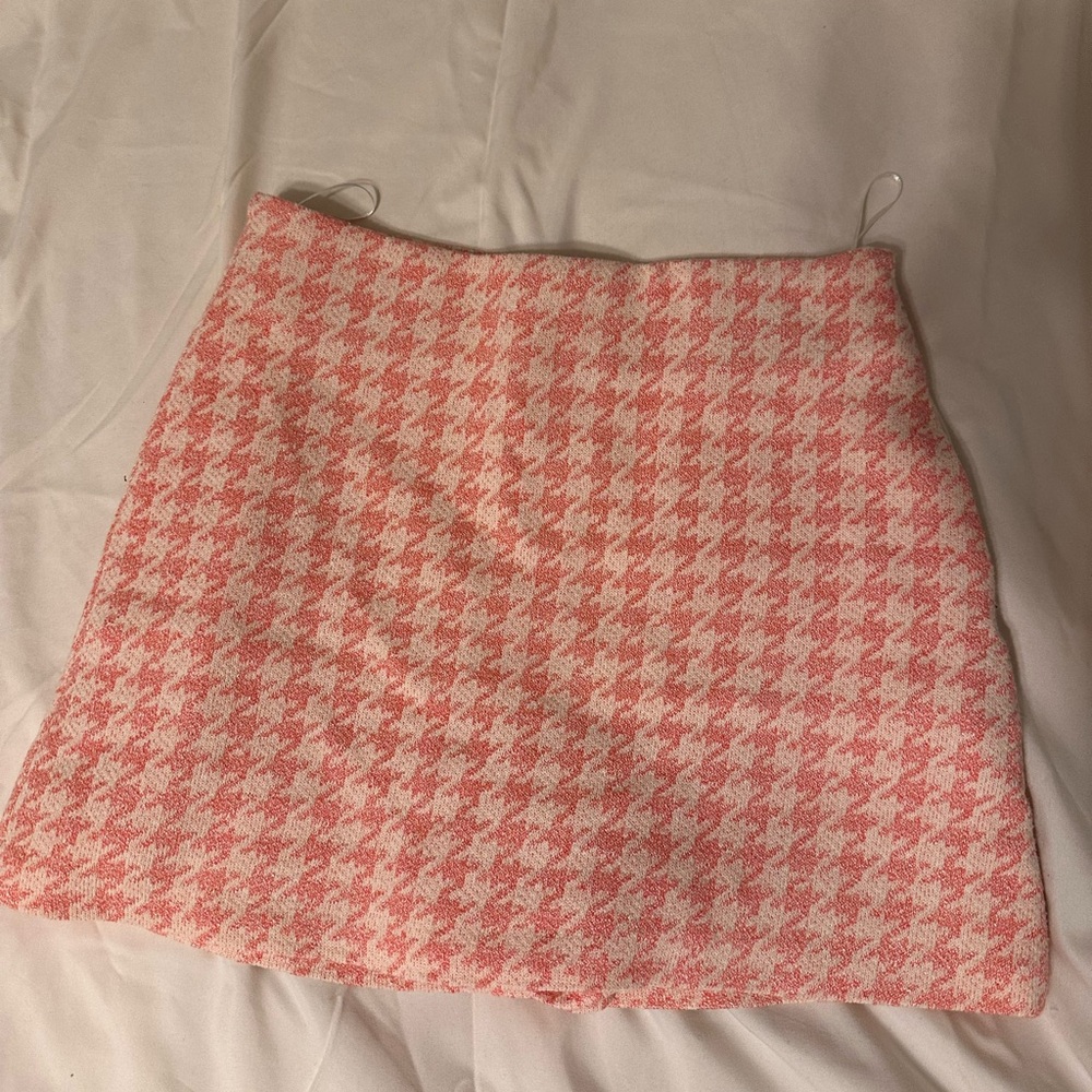 Zara Pink & White Houndstooth Mini Skirt